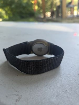 Apple AirTag with Strap