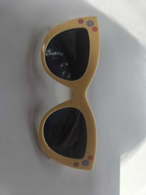 Yellow Cat-Eye Sunglasses