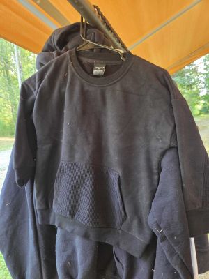 Black Crewneck Sweatshirt